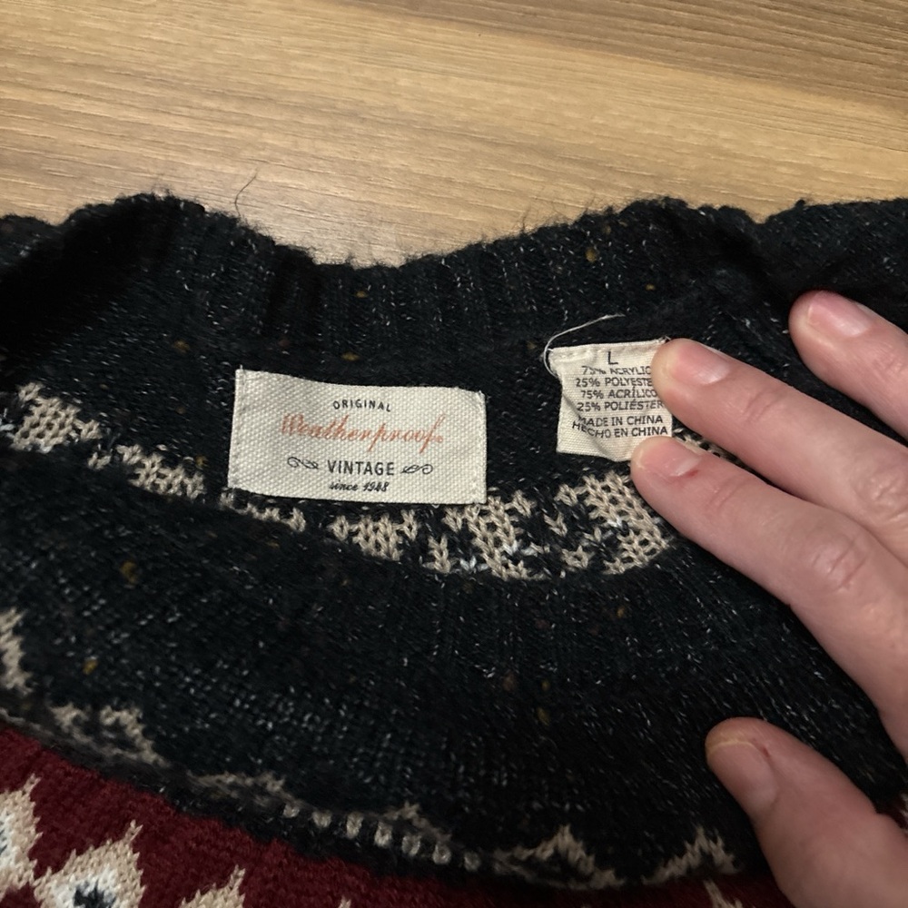 Weatherproof Vintage Black and Burgundy Patterned Sweater - Picture 4 of 4